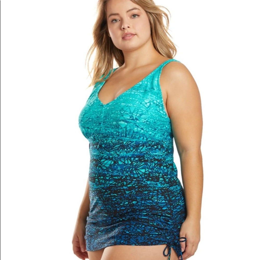 TYR plus swimwear. One piece. Grey